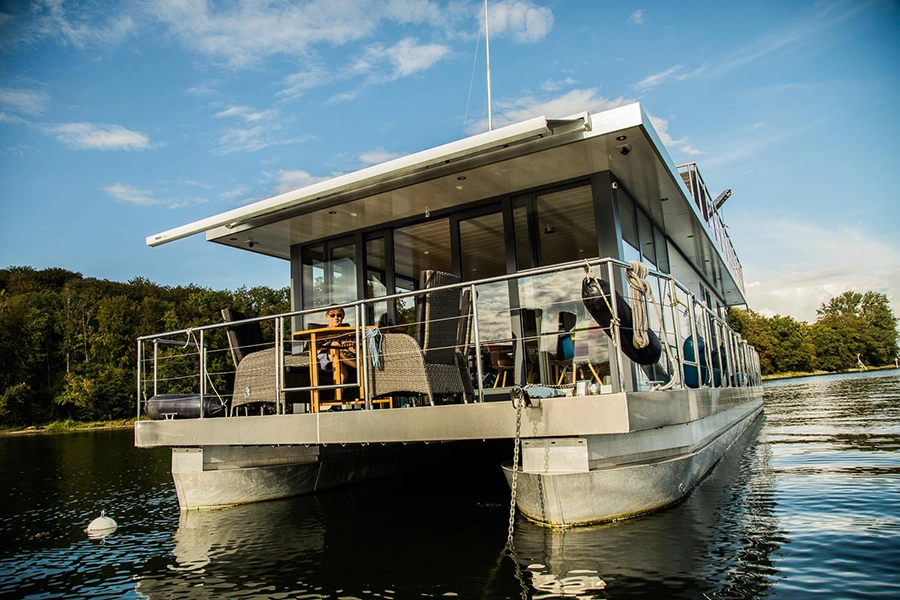 Nina Grützmacher - Insights - Hausboot