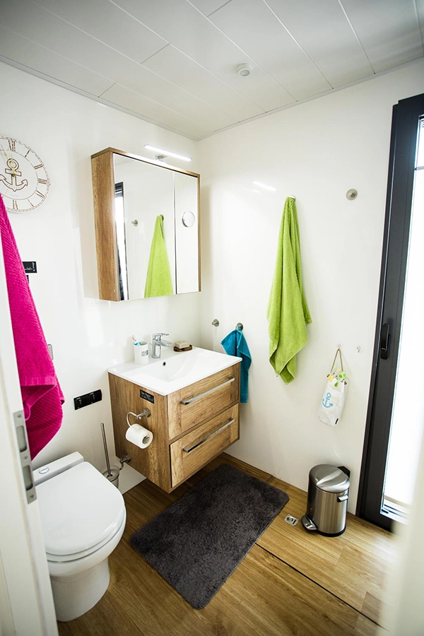 Nina Grützmacher - Insights - Hausboot